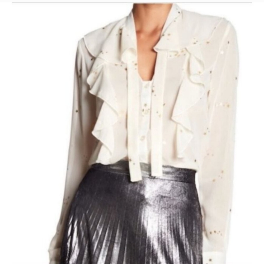 Romeo + Juliet Long Sleeve Top  Size Medium